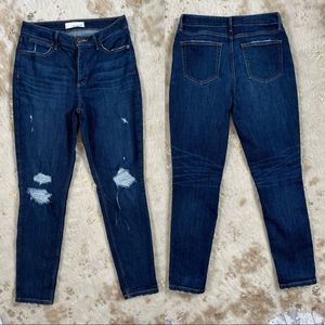 Maurices High Waisted Button Up Distressed Skinny Jeans Size 29💗